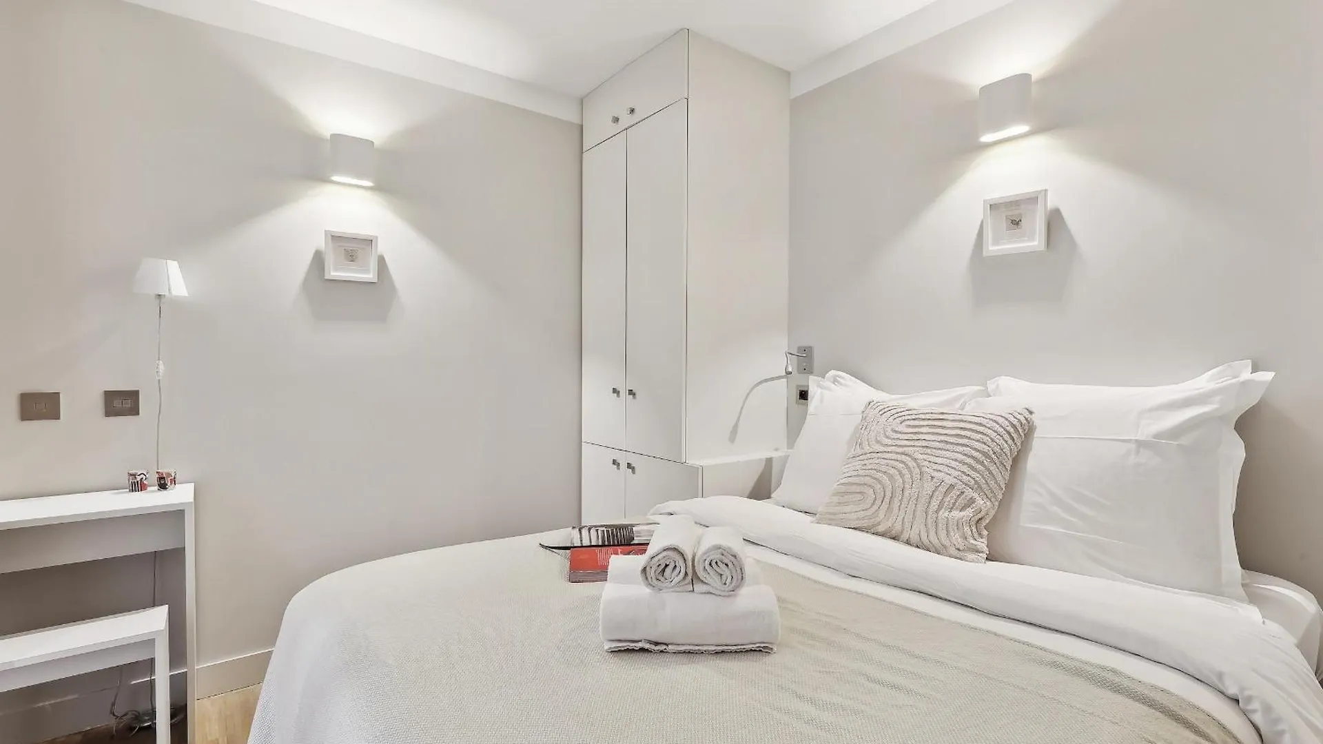 Apartment Le Marais & Place Des Vosges - Cityapartmentstay Paris France